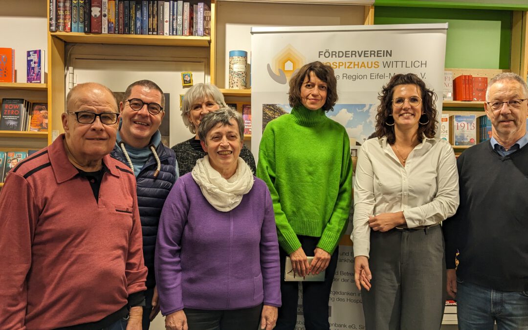 „Was bleibt, wenn wir sterben“ – Bewegende Lesung von Louise Brown in der Altstadt Buchhandlung zugunsten des Fördervereins Hospizhaus Wittlich e. V.